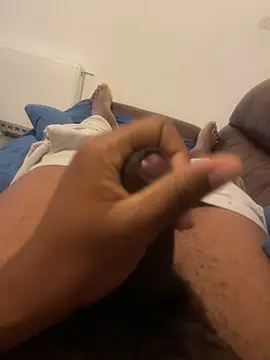 j ratid online show from October 18, 2025, 2:58 am