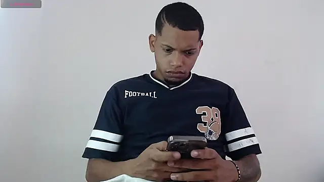 Snapshot of drako_monster chatting on October 9, 2025, 5:22 pm drako monster online show from October 9, 2025, 5:22 pm