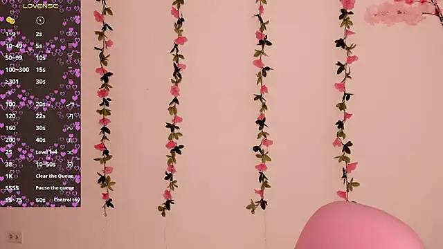 Ashleyroys 111 online show from February 15, 2026, 4:36 pm