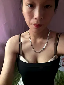 Snapshot of hi-hi-zz chatting on October 9, 2025, 6:11 am hi-hi-zz online show from October 9, 2025, 6:11 am