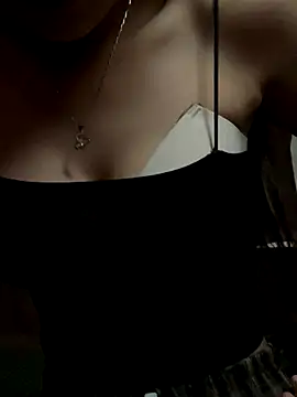 hi-hi-zz online show from October 11, 2025, 1:38 am