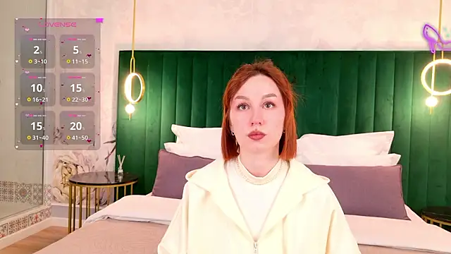 ClaireMathis online show from March 29, 2026, 2:39 pm