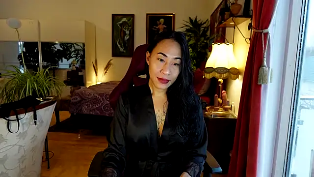 bianca bellamy online show from November 19, 2025, 7:41 am