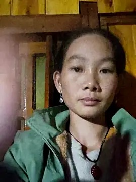 gio-thu online show from October 22, 2025, 1:55 pm