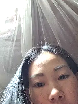 gio-thu online show from February 2, 2026, 11:20 am