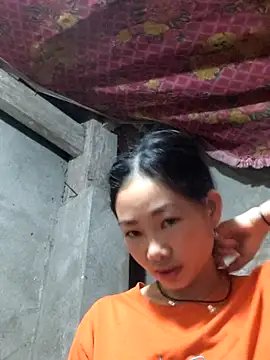 Snapshot of gio-thu chatting on February 17, 2026, 6:43 am gio-thu online show from February 17, 2026, 6:43 am