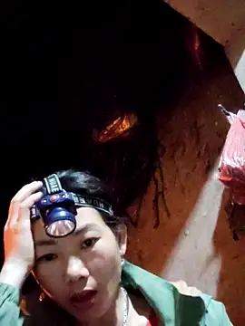 Snapshot of gio-thu chatting on March 1, 2026, 5:48 pm gio-thu online show from March 1, 2026, 5:48 pm