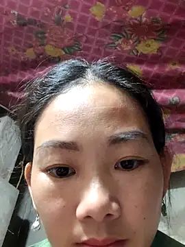 Snapshot of gio-thu chatting on March 3, 2026, 11:49 am gio-thu online show from March 3, 2026, 11:49 am