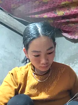 Snapshot of gio-thu chatting on March 9, 2026, 8:35 pm gio-thu online show from March 9, 2026, 8:35 pm