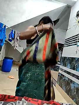 funnight4ubaby8456 online show from February 9, 2026, 5:39 pm