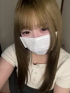 Snapshot of _Minami_x chatting on October 11, 2025, 7:51 am Minami x online show from October 11, 2025, 7:51 am
