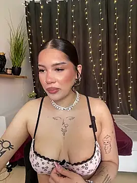 LoraShines online show from June 13, 2026, 11:19 am