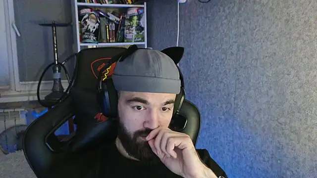 Nik Namee online show from December 1, 2025, 5:51 pm