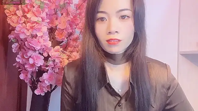 Snapshot of Lynnalltop-165-KeKe chatting on November 3, 2025, 6:58 am Lynnalltop-165-KeKe online show from November 3, 2025, 6:58 am