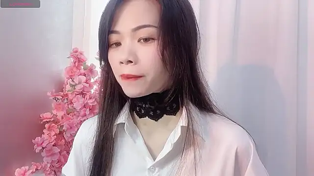 Snapshot of Lynnalltop-165-KeKe chatting on November 6, 2025, 2:34 am Lynnalltop-165-KeKe online show from November 6, 2025, 2:34 am