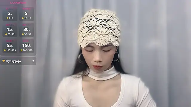 Snapshot of Lynnalltop-165-KeKe chatting on December 18, 2025, 12:22 pm Lynnalltop-165-KeKe online show from December 18, 2025, 12:22 pm