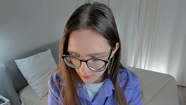 AiFusch online show from October 22, 2025, 8:47 am