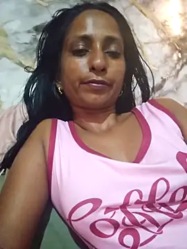 Snapshot of dreamerrrrr1 chatting on October 26, 2025, 8:59 pm dreamerrrrr1 online show from October 26, 2025, 8:59 pm