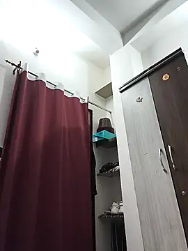 Snapshot of JIYA_23 chatting on April 3, 2026, 5:22 pm JIYA 23 online show from April 3, 2026, 5:22 pm