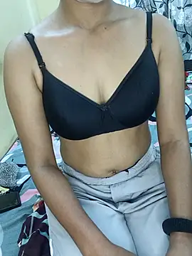 Snapshot of pooja_sharma1 chatting on October 9, 2025, 2:42 am pooja sharma1 online show from October 9, 2025, 2:42 am