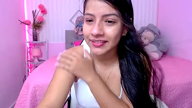 Snapshot of zara_cute chatting on April 25, 2026, 12:19 pm zara cute online show from April 25, 2026, 12:19 pm