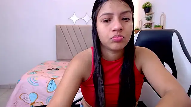 zara cute online show from June 15, 2026, 12:18 pm