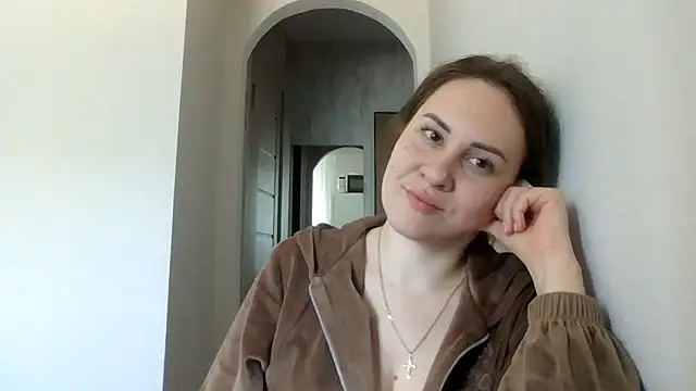 MeadowEyes online show from May 5, 2026, 8:11 am