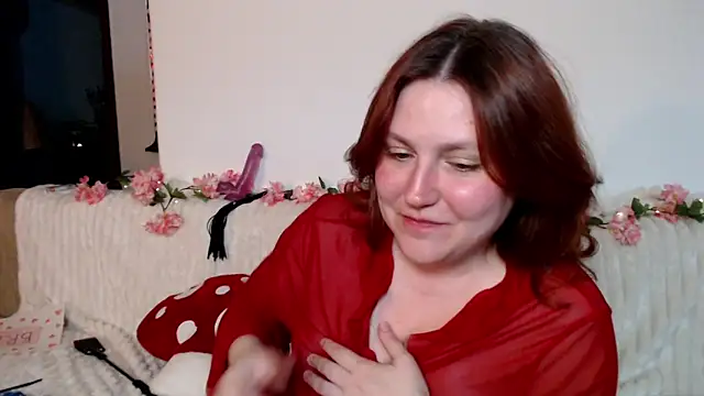Snapshot of Lilith__moon chatting on April 16, 2026, 10:34 pm Lilith moon online show from April 16, 2026, 10:34 pm