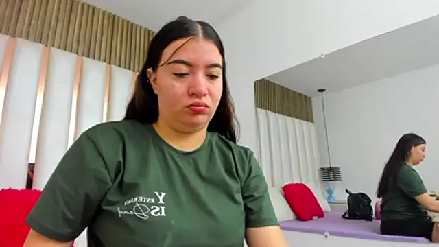 AmbarGills online show from January 12, 2026, 12:54 pm