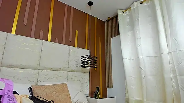 Snapshot of AmbarGills chatting on February 14, 2026, 12:57 pm AmbarGills online show from February 14, 2026, 12:57 pm