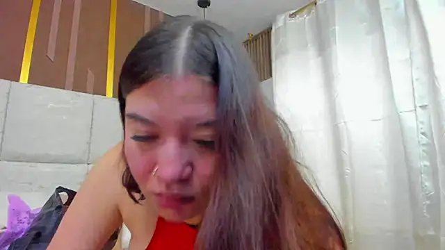 Snapshot of AmbarGills chatting on March 17, 2026, 12:52 pm AmbarGills online show from March 17, 2026, 12:52 pm