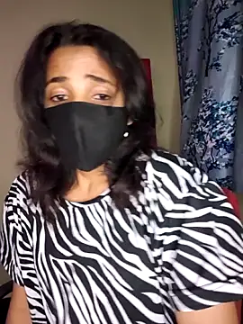 Snapshot of Royal_Shona chatting on October 16, 2025, 6:20 pm Royal Shona online show from October 16, 2025, 6:20 pm