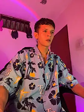 tylernova online show from November 2, 2025, 3:42 am