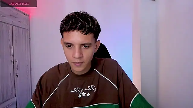 tylernova online show from April 27, 2026, 3:37 am