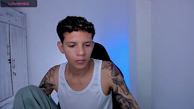 tylernova online show from May 4, 2026, 3:24 am