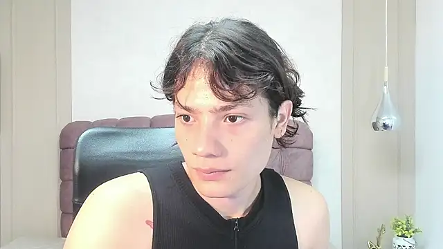KassMonroe online show from May 10, 2026, 12:32 pm