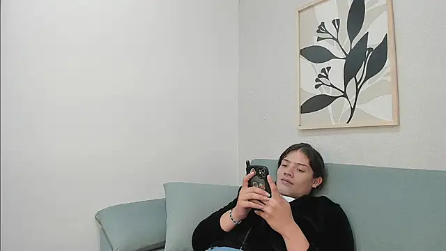 KassMonroe online show from June 19, 2026, 8:01 pm