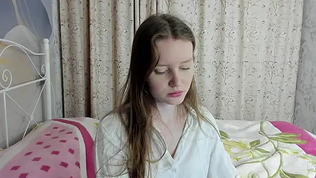 Snapshot of SunRinglein chatting on March 1, 2026, 8:00 pm SunRinglein online show from March 1, 2026, 8:00 pm