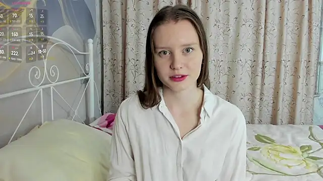 Snapshot of SunRinglein chatting on March 7, 2026, 7:11 pm SunRinglein online show from March 7, 2026, 7:11 pm