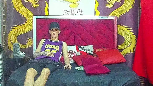 Pride couple online show from February 3, 2026, 2:53 am