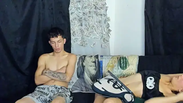 Pride couple online show from May 12, 2026, 2:47 pm