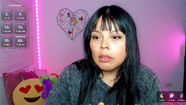 EllieMoonX online show from May 14, 2026, 12:06 am