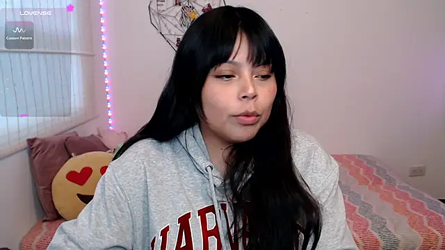 EllieMoonX online show from May 21, 2026, 10:06 pm