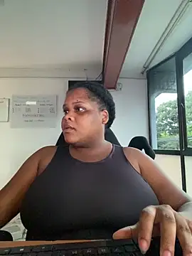 gabrielabrunette69 online show from February 8, 2026, 9:18 pm