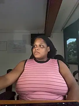 gabrielabrunette69 online show from February 11, 2026, 10:37 pm