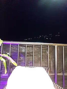 Snapshot of Meganthomson chatting on February 10, 2026, 2:48 am Meganthomson online show from February 10, 2026, 2:48 am