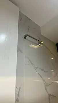 Snapshot of AbrilColls_ chatting on November 1, 2025, 4:25 am AbrilColls online show from November 1, 2025, 4:25 am