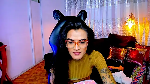 Snapshot of ZAMMIRA chatting on November 3, 2025, 6:03 am ZAMMIRA online show from November 3, 2025, 6:03 am