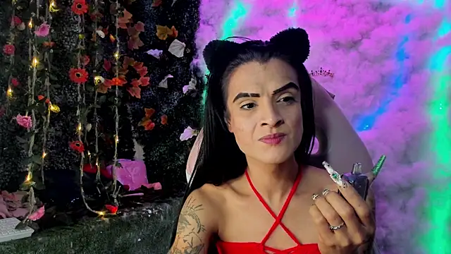 Snapshot of ZAMMIRA chatting on December 21, 2025, 6:09 am ZAMMIRA online show from December 21, 2025, 6:09 am