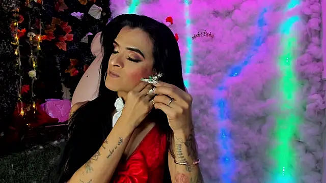 Snapshot of ZAMMIRA chatting on December 23, 2025, 5:49 am ZAMMIRA online show from December 23, 2025, 5:49 am